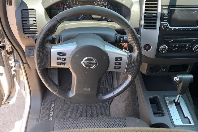 2017 Nissan Frontier SV King Cab 4x2 Auto