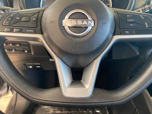 2022 Nissan Kicks S