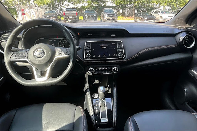 2019 Nissan Kicks SR