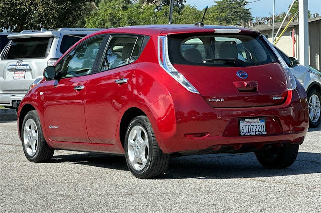 2011 Nissan Leaf SV