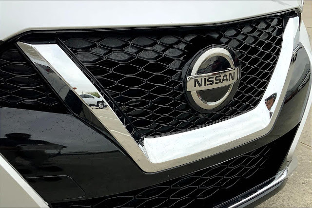 2022 Nissan Maxima SV