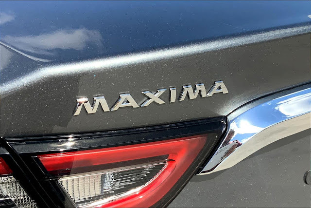 2023 Nissan Maxima SV