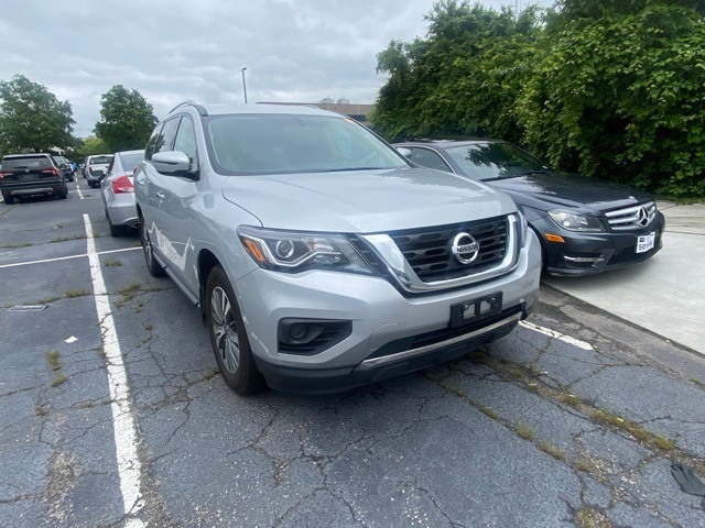 2020 Nissan Pathfinder S