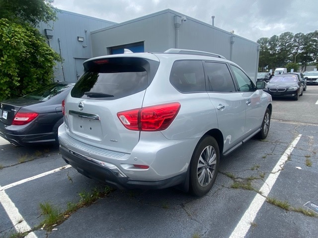 2020 Nissan Pathfinder S