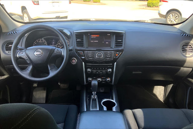 2018 Nissan Pathfinder S