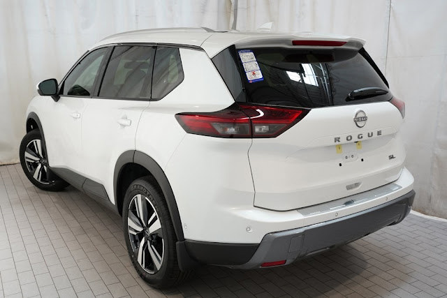 2024 Nissan Rogue SL