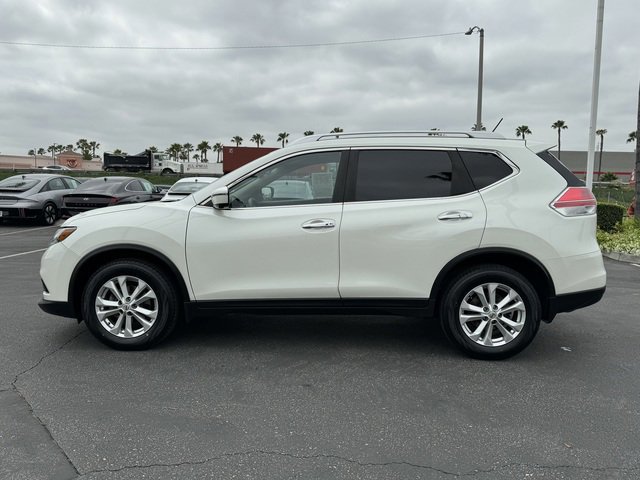 2016 Nissan Rogue SV w/ Premium Package