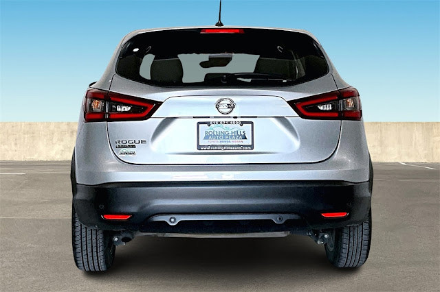 2022 Nissan Rogue Sport S