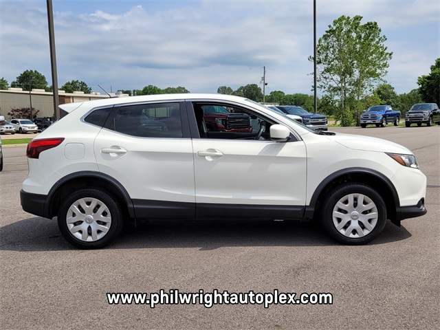 2019 Nissan Rogue Sport S