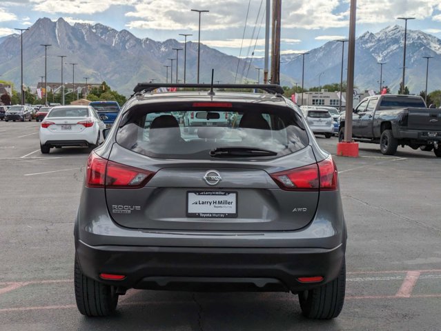 2017 Nissan Rogue Sport S