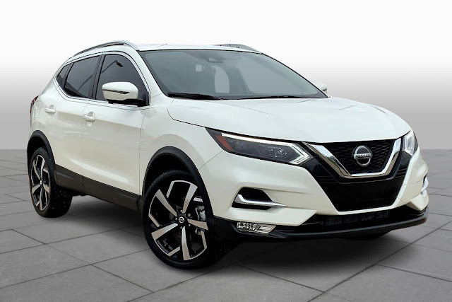 2022 Nissan Rogue Sport SL