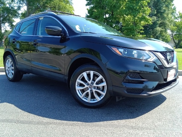 2020 Nissan Rogue Sport SV