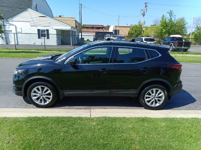 2020 Nissan Rogue Sport SV