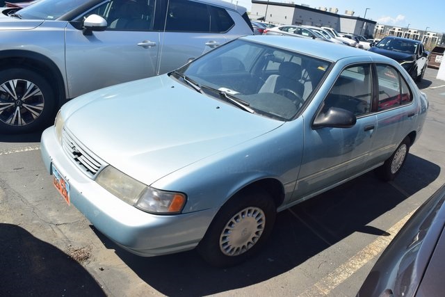 1996 Nissan Sentra XE