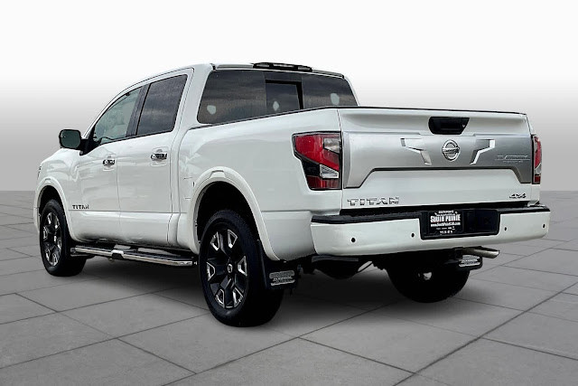 2021 Nissan Titan Platinum Reserve 4x4 Crew Cab