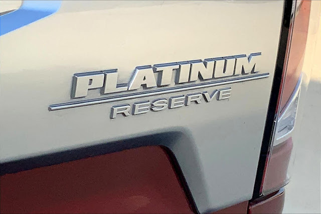 2023 Nissan Titan Platinum Reserve 4x4 Crew Cab