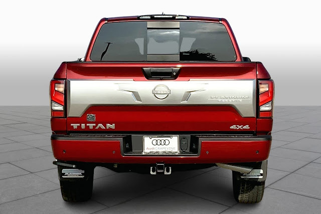 2023 Nissan Titan Platinum Reserve 4x4 Crew Cab