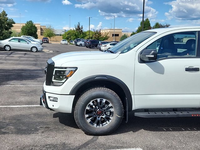 2024 Nissan Titan PRO-4X