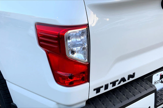 2023 Nissan Titan SV 4x2 Crew Cab