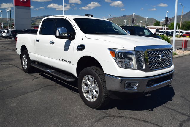 2017 Nissan Titan XD SL