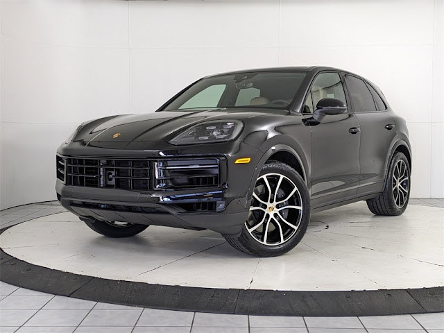 2024 Porsche Cayenne Base