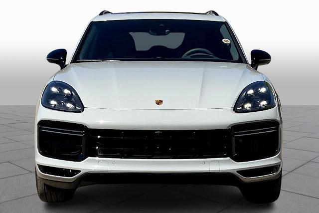 2023 Porsche Cayenne Turbo