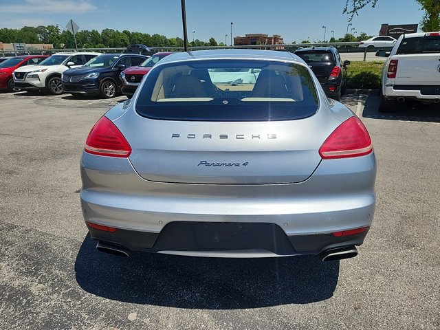 2014 Porsche Panamera 4