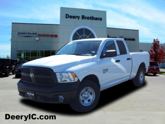 2024 Ram 1500 CLASSIC TRADESMAN QUAD CAB 4X4 6&#039;4 BOX