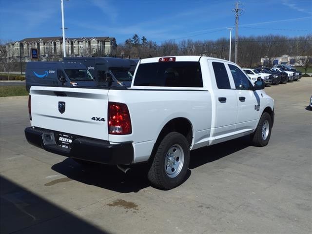 2024 Ram 1500 CLASSIC TRADESMAN QUAD CAB 4X4 6&#039;4 BOX