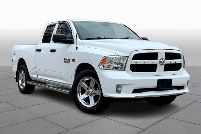 2018 Ram 1500 Express 4x4 Quad Cab 6&#039;4&amp;quot; Box