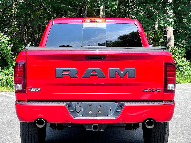2017 Ram 1500 4WD Crew Cab 140.5&amp;quot; Sport