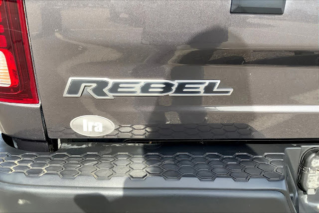 2016 Ram 1500 Rebel 4WD Crew Cab 140.5&amp;quot;