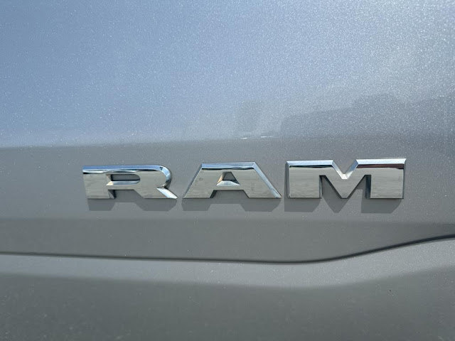 2022 Ram 1500 Big Horn RWD QUAD Cab