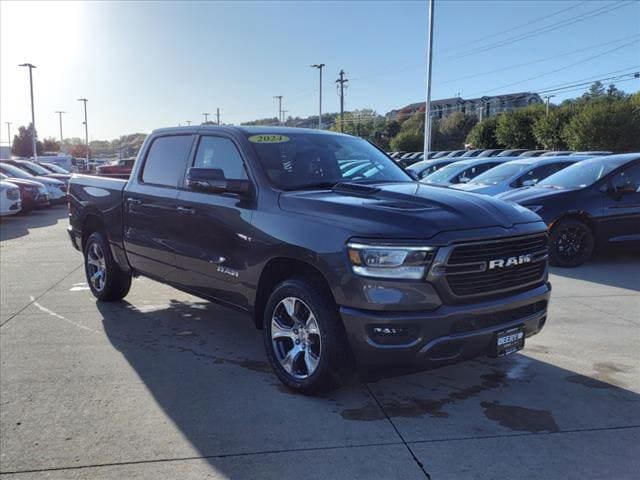 2024 Ram 1500 LARAMIE CREW CAB 4X4 5&#039;7 BOX