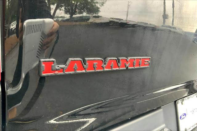 2019 Ram 1500 Laramie 4x4 Crew Cab 57 Box