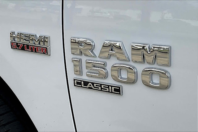 2024 Ram 1500 Classic Tradesman 4x4 Crew Cab 57 Box