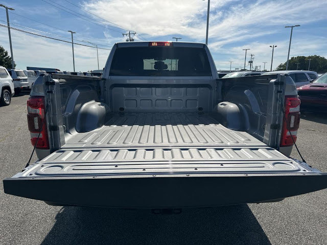 2024 Ram 2500 Tradesman 4x4 crew cab