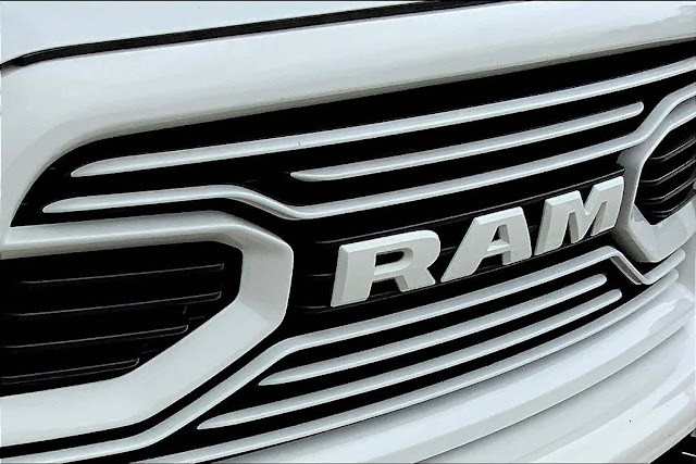 2018 Ram 2500 Laramie 4x4 Crew Cab 64 Box