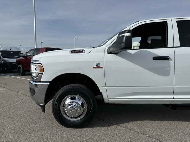 2024 Ram 3500 Chassis Cab Tradesman