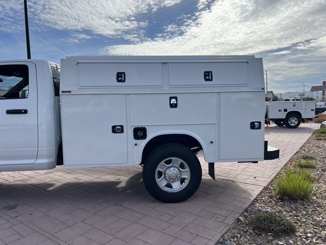 2023 Ram 3500 Chassis Cab Tradesman