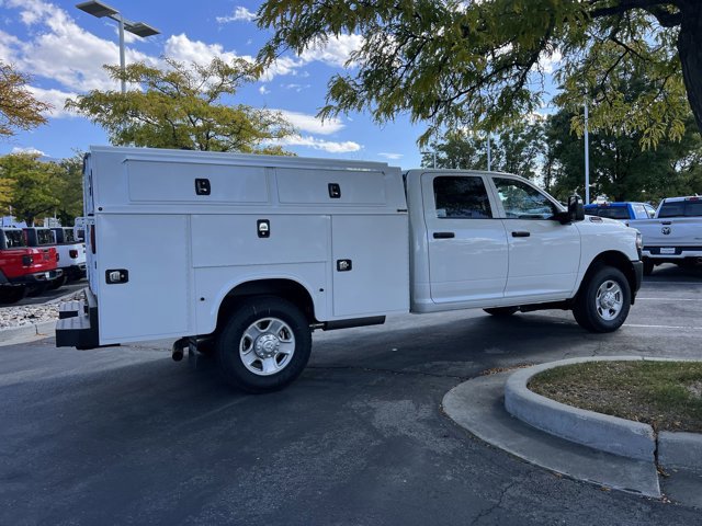 2023 Ram 3500 Chassis Cab Tradesman