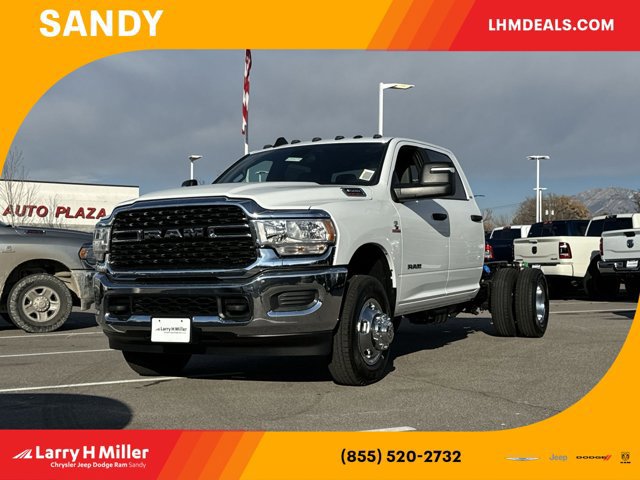 2024 Ram 3500 Chassis Cab SLT