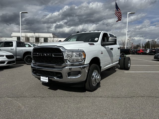 2024 Ram 3500 Chassis Cab Tradesman