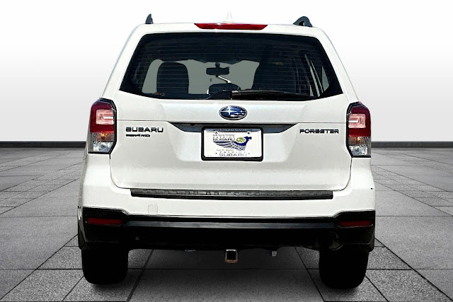 2018 Subaru Forester Base