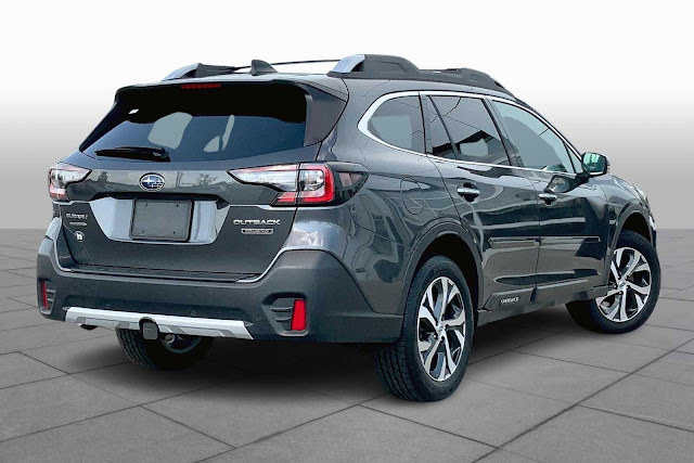 2022 Subaru Outback Touring