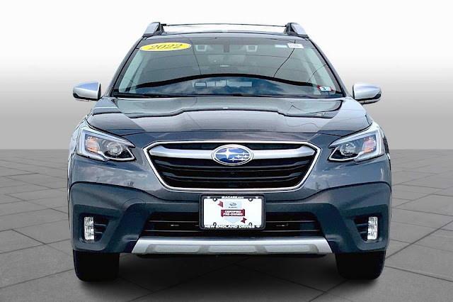 2022 Subaru Outback Touring