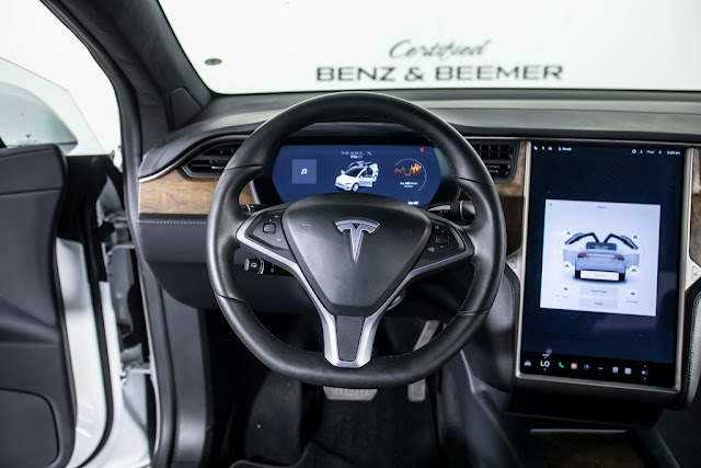 2018 Tesla Model X Base