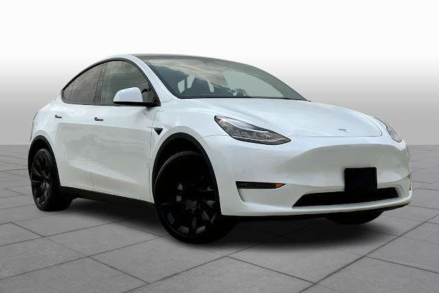 2023 Tesla Model Y Base