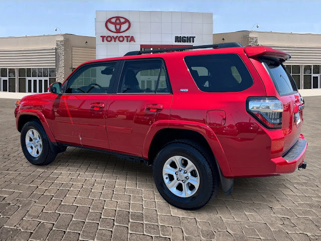 2023 Toyota 4Runner SR5