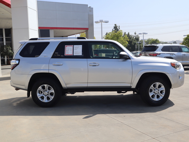 2021 Toyota 4Runner SR5